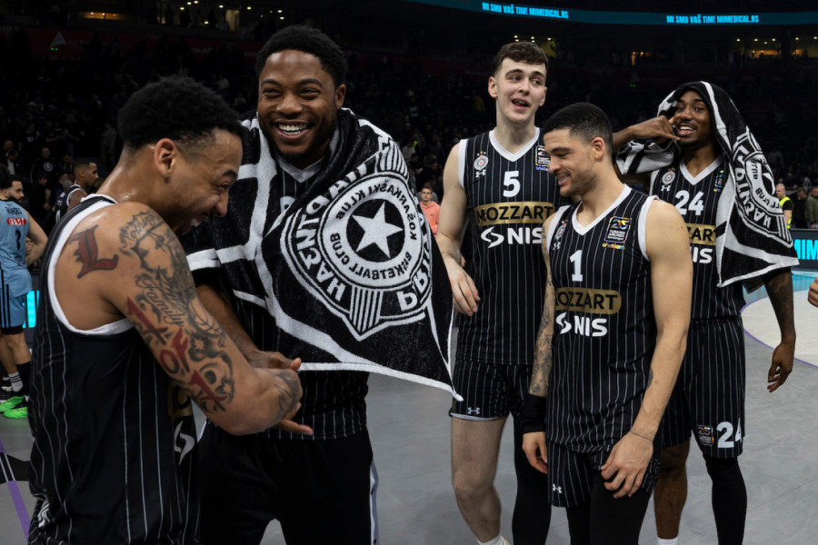 PARTIZAN BI MOGAO DA IZGUBI JOŠ JEDNOG IGRAČA?! Evroligaški velikan želi da pazari u Beogradu!